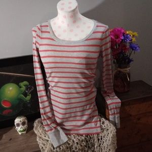 Cute AEO Fitted Shirt!